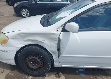 2004 Toyota Corolla Le z USA, uszkodzony, nr VIN 2T1BR32E54C288702